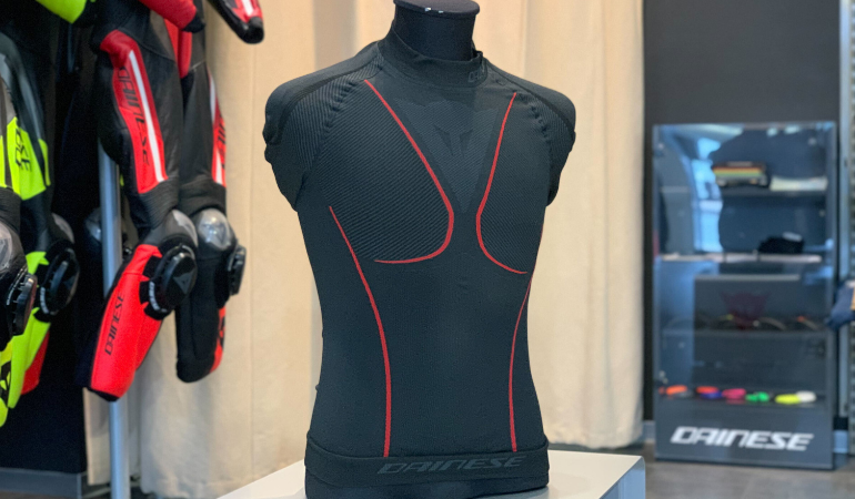 快適性と安全性を両立する冬用インナー選び